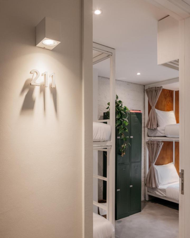 Bed 4-Bed Mixed Dormitory Room
