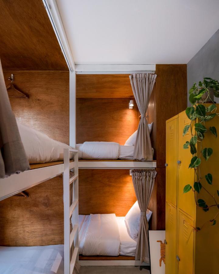 Bed 8-Bed Mixed Dormitory Room